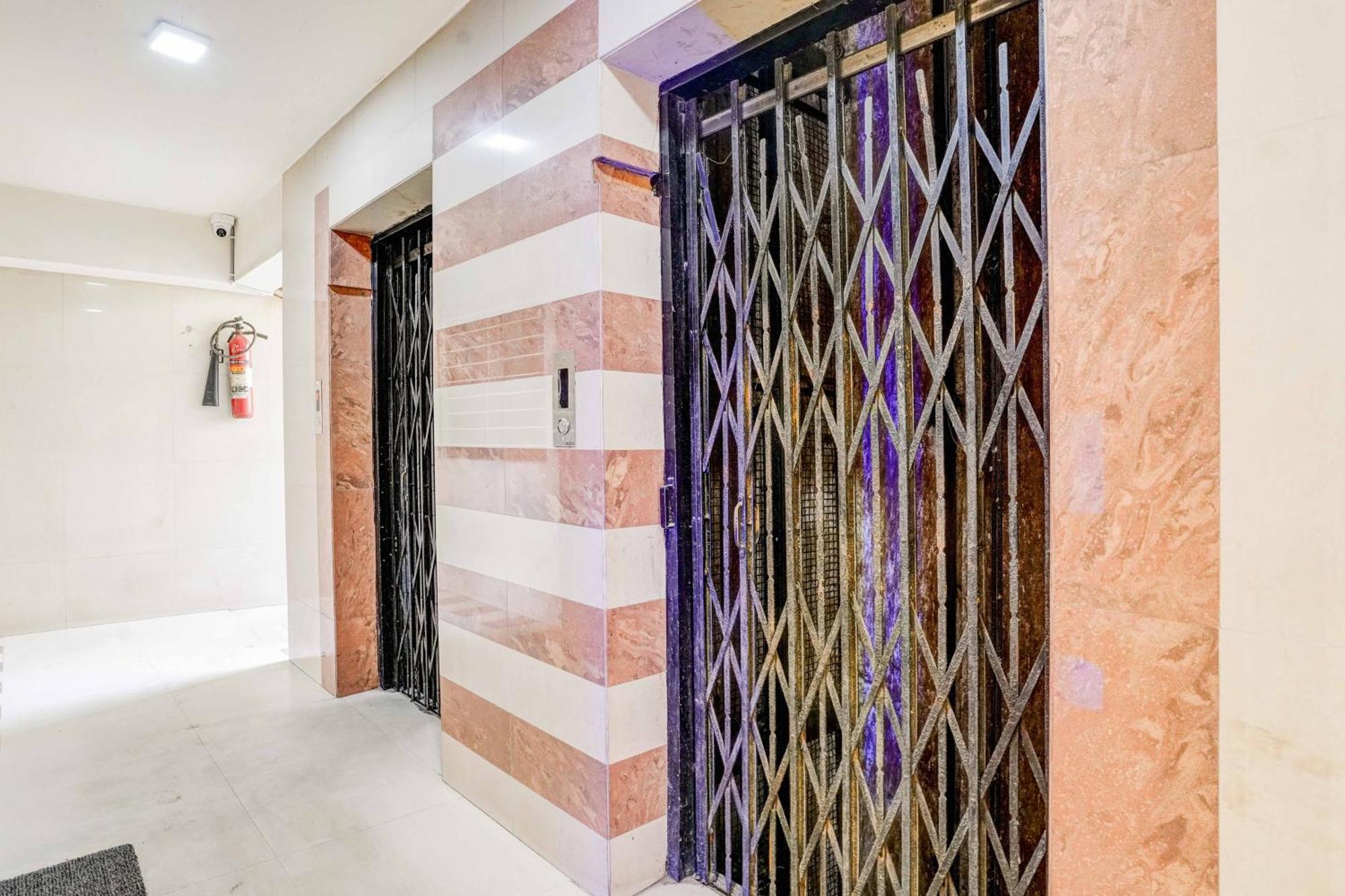 Hotel O Shanti Sadan Ahmedabad Luaran gambar
