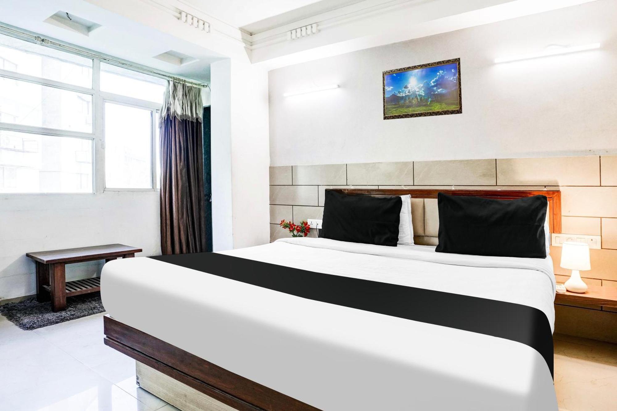 Hotel O Shanti Sadan Ahmedabad Luaran gambar