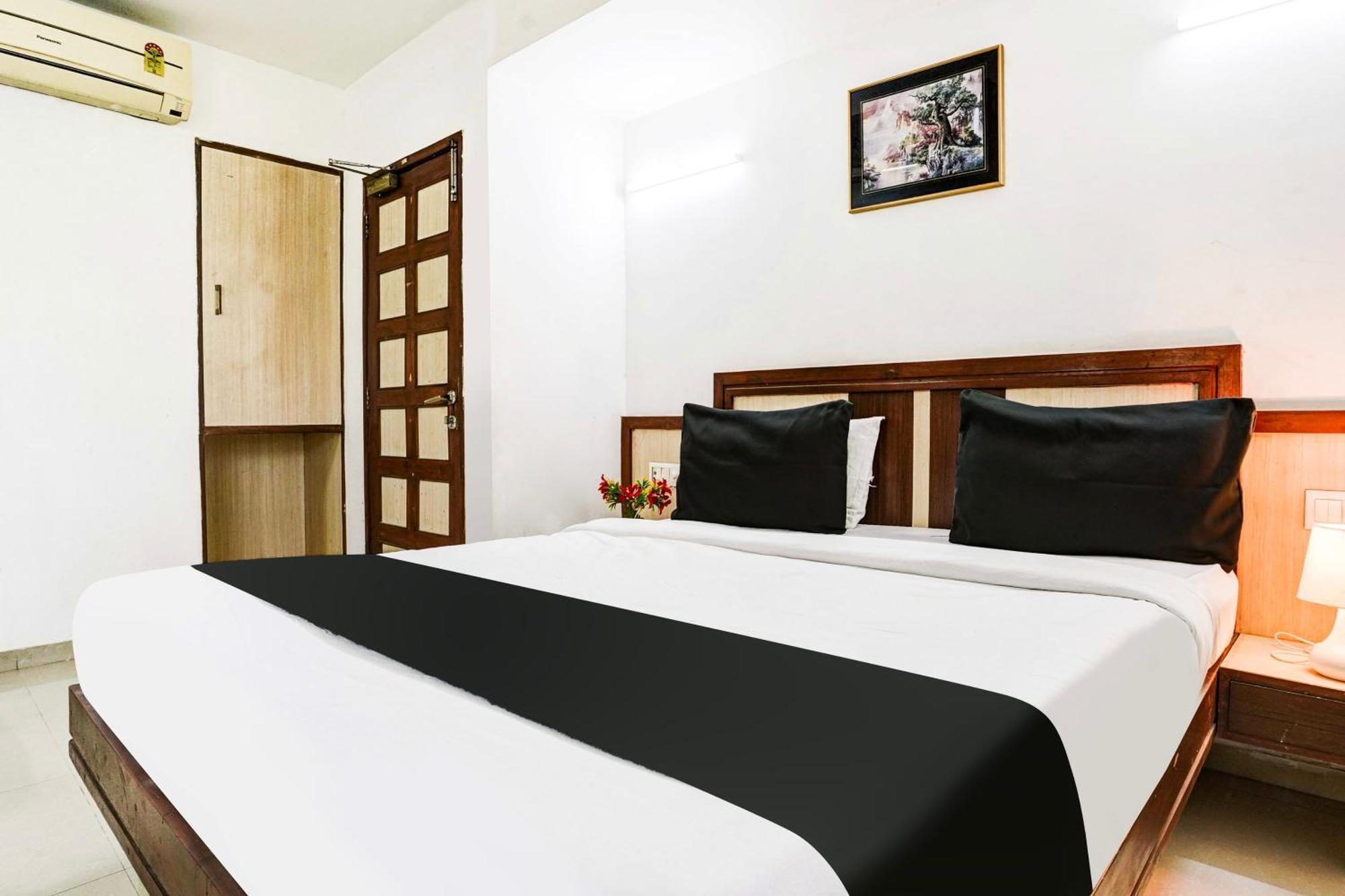 Hotel O Shanti Sadan Ahmedabad Luaran gambar