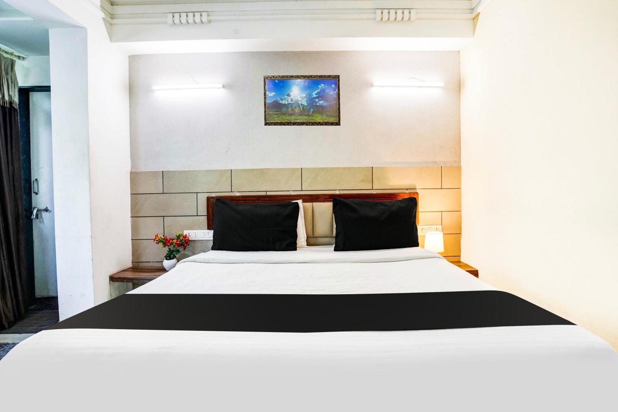 Hotel O Shanti Sadan Ahmedabad Luaran gambar